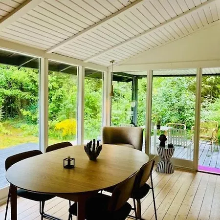 Colourful Near St Sjorup Дом отдыха *